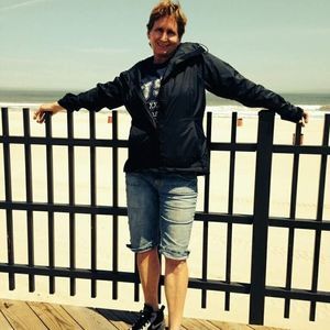 Meet your Posher, Clarissa